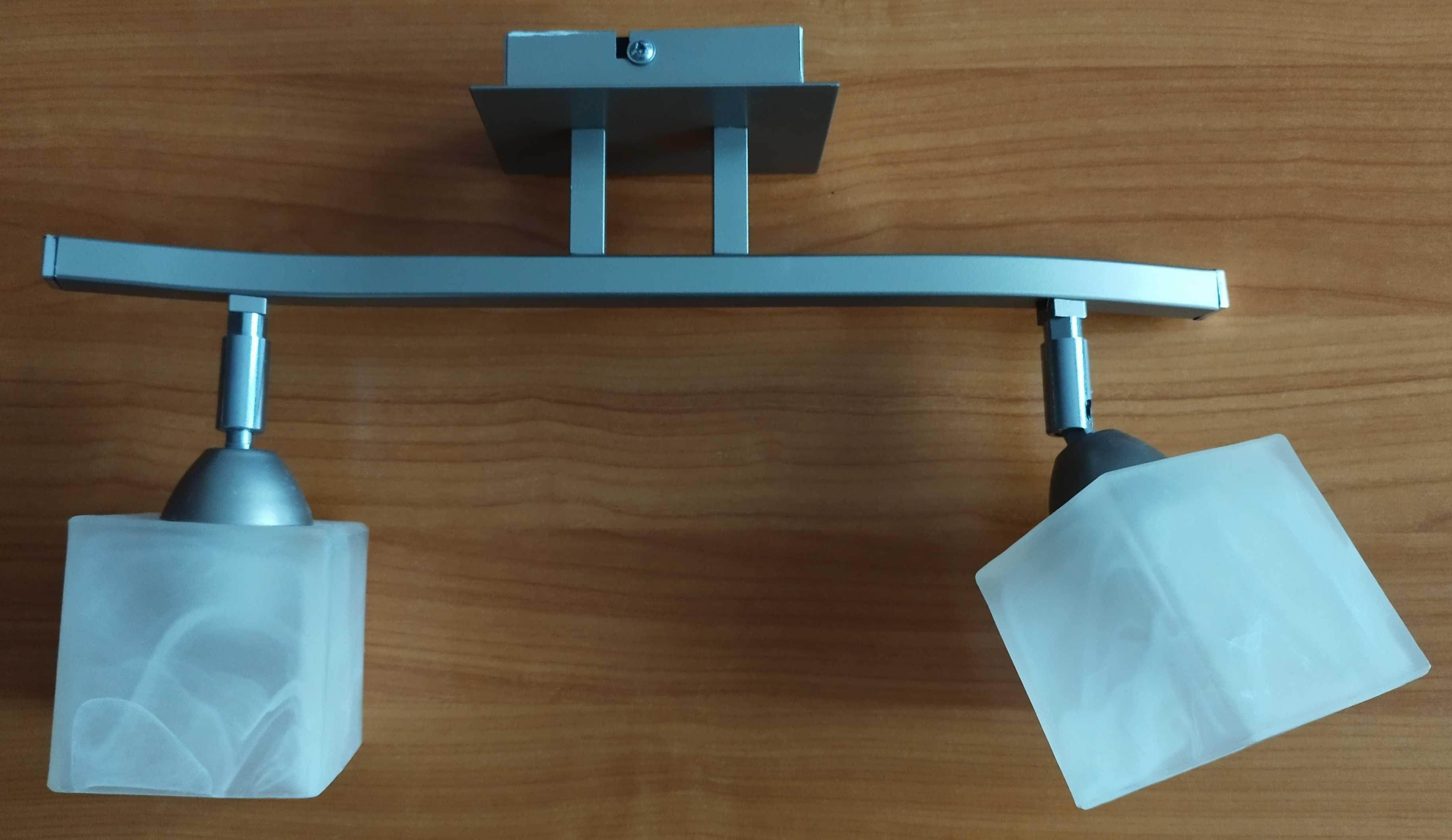 Lampa sufitowa / żyrandol na dwie żarówki