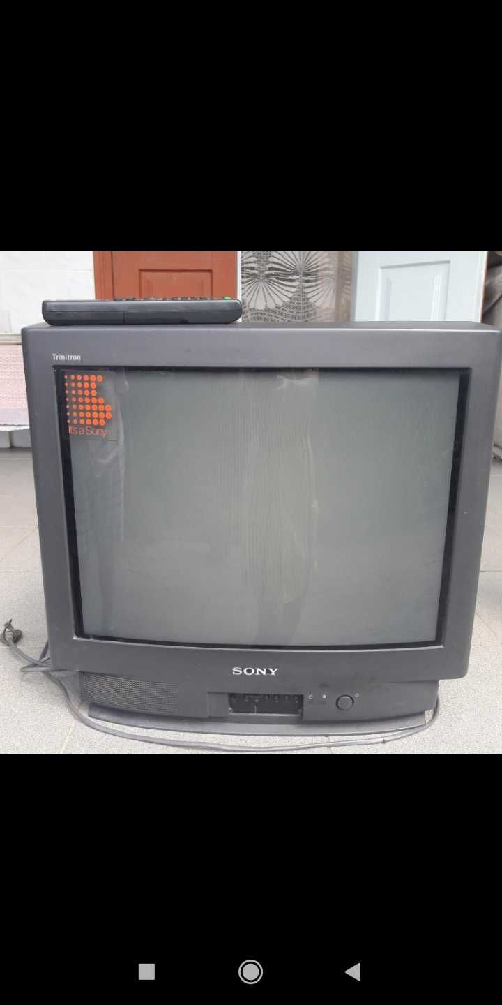 Продам телевизор Sony в хорошем состоянии