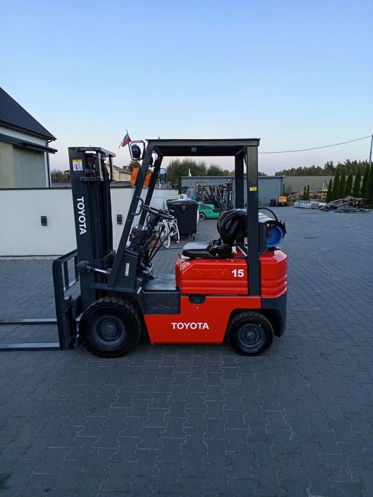 Sprzedam wózek widłowy Toyota 1,5 ton