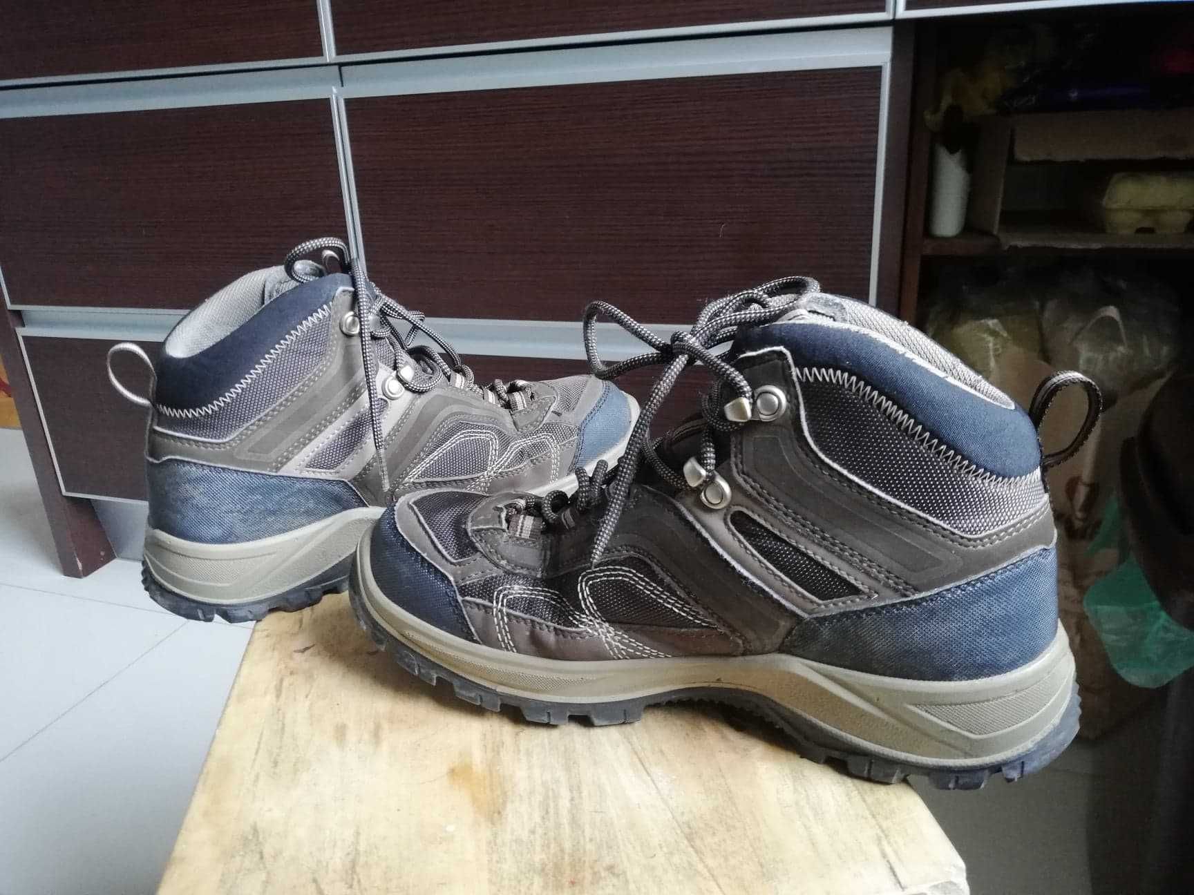 Buty Quechua chłopiec / dziewczynka rozm. 39 stan idealny