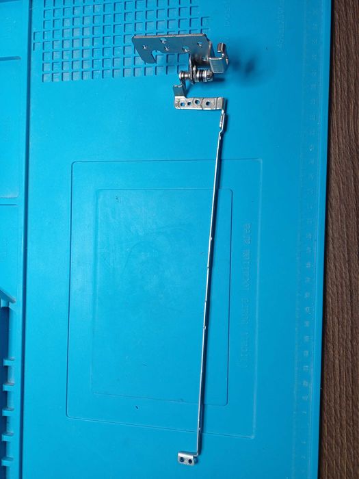 Zawias Matrycy2 Laptop Gateway EG70 - Oryginalna, z Demontażu