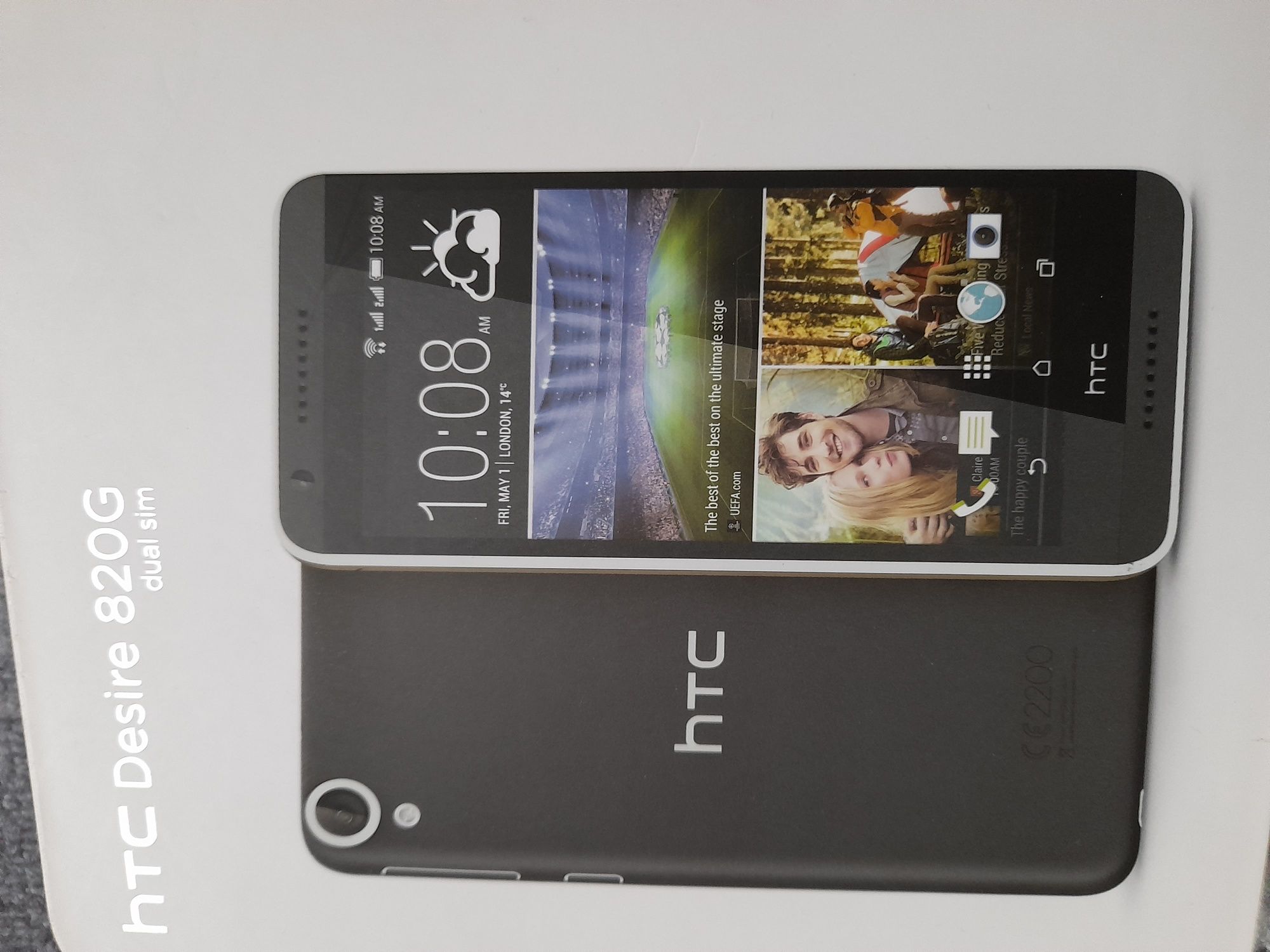 HTC Desire . 820G