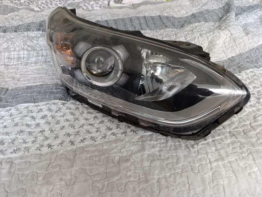 Reflektor Kia Cee'd 2019 led , H7 oryginał