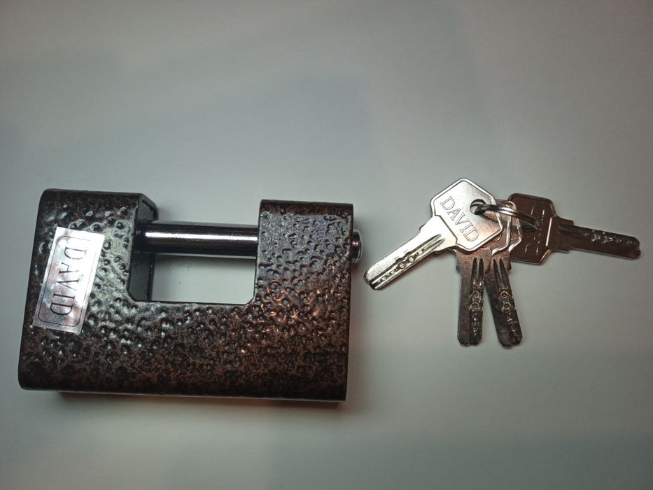 Замок,  навесной.