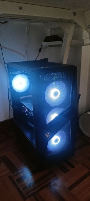 PC / Conjunto de Peças — Ryzen 7 5700G + 16 GB DDR4 + MSI B450 Tomahaw