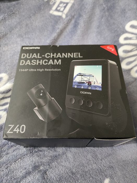 Wideorejestrator DDPAI Z40 z kamerą wsteczną GPS Wifi