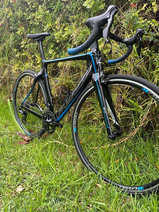 Bicicleta de estrada Fuji