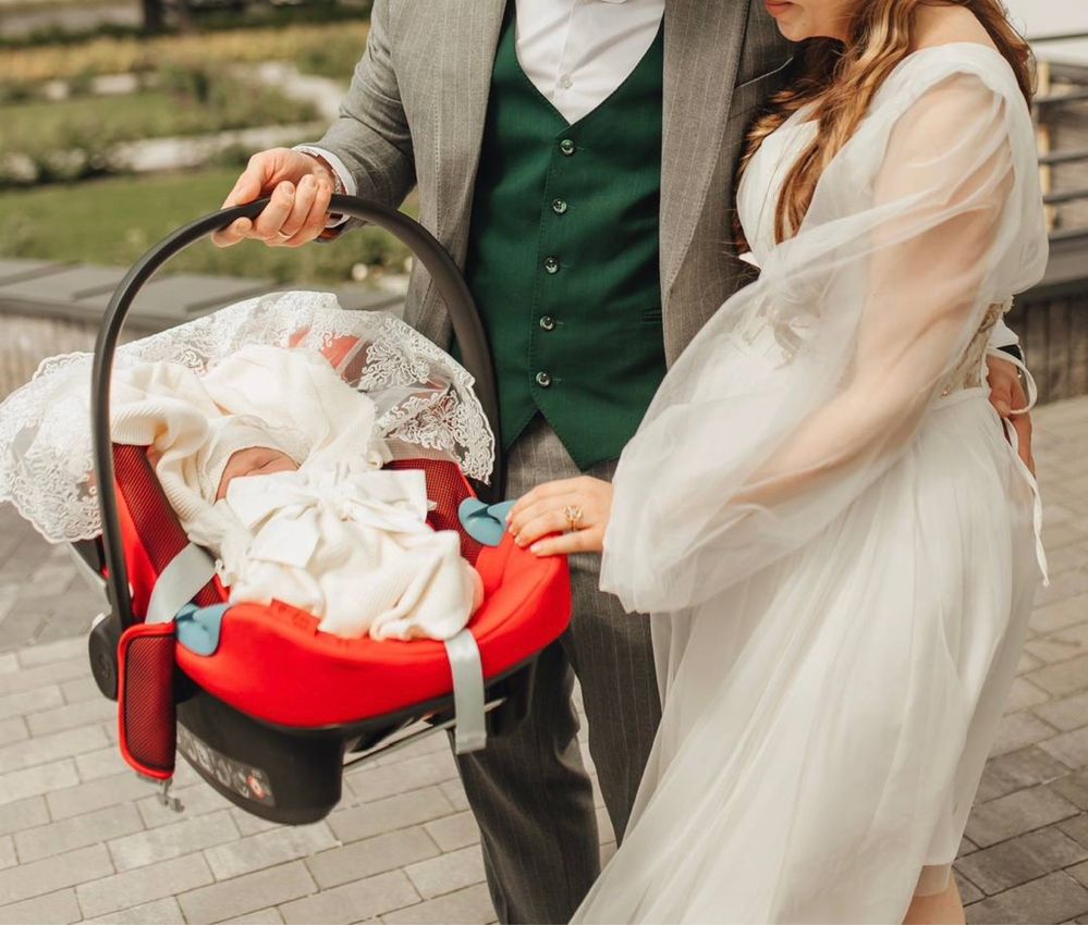 Автокрісло Cybex Ferrari + адаптери