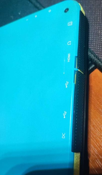 Мини ноутбук планшет трансформер ядра 4/64 SSD. Батарея 7 часов видео.