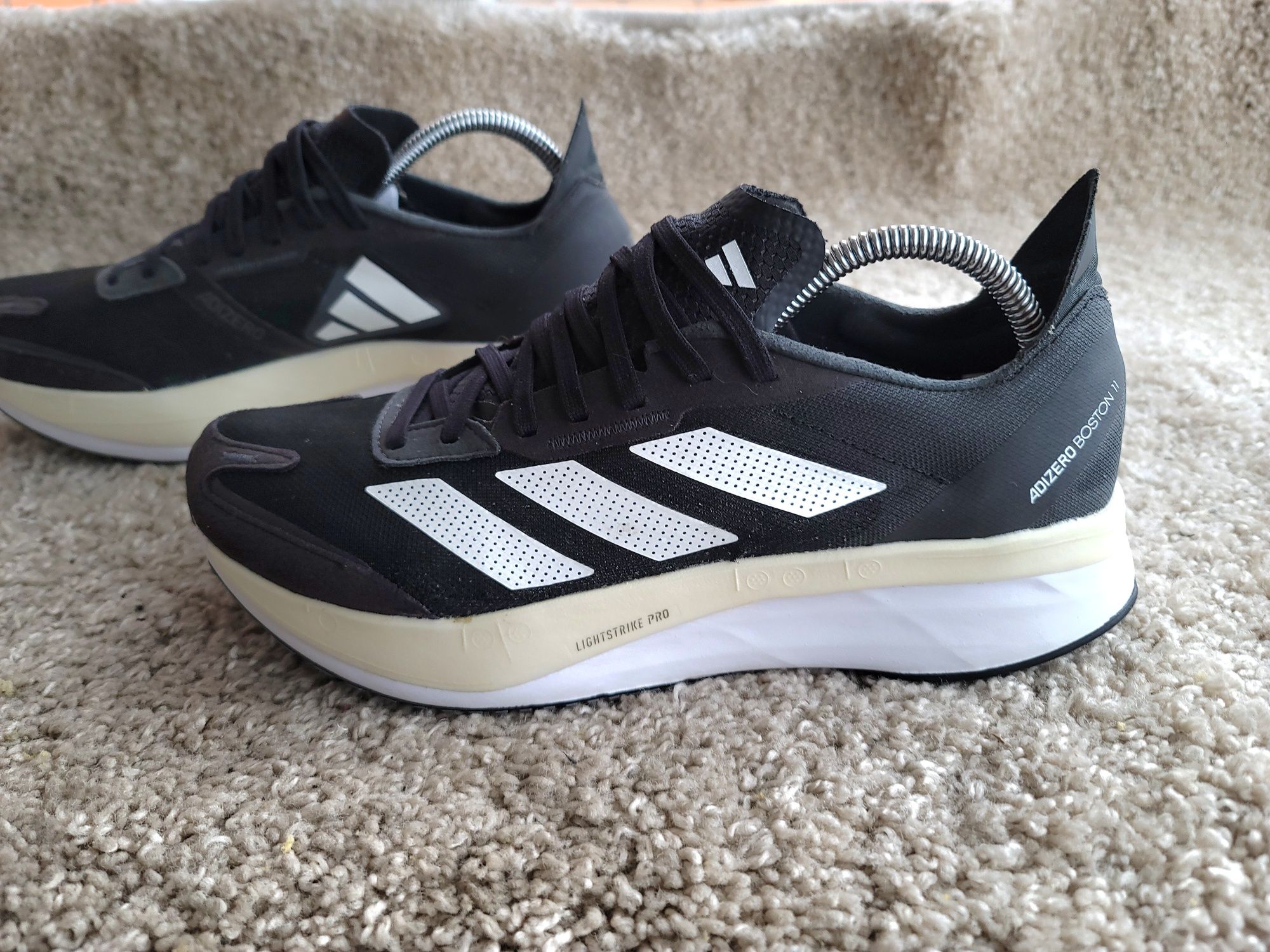 ADIDAS ADIZERO Boston 10 р 42-43 Оригинал! Бігові кросівки кроссовки