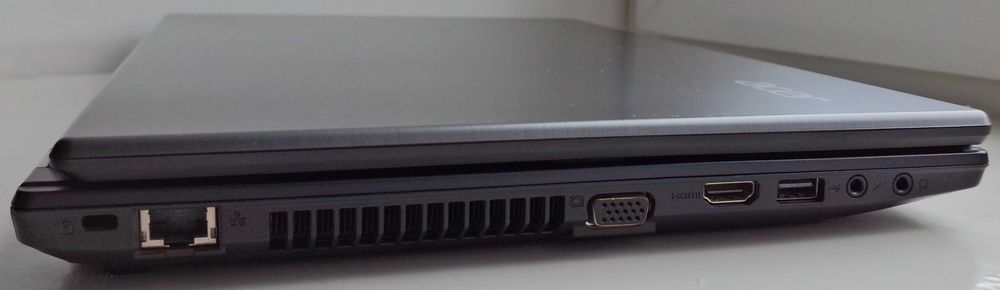 Ноутбук Acer TravelMate TM5760G-32354G50Mnsk (NX.V6KEU.001)