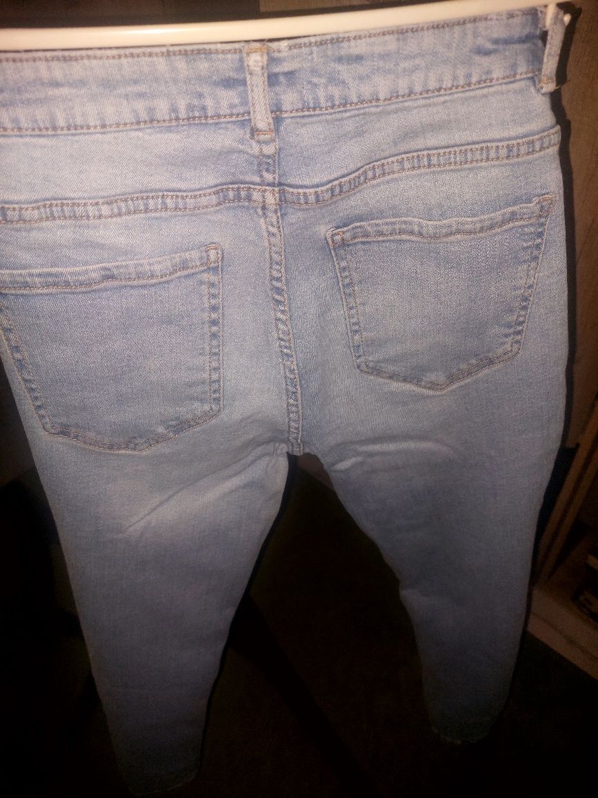 Spodnie damskie jeans