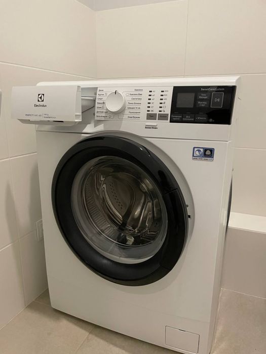 Пральна машинка Electrolux PerfectCare 600