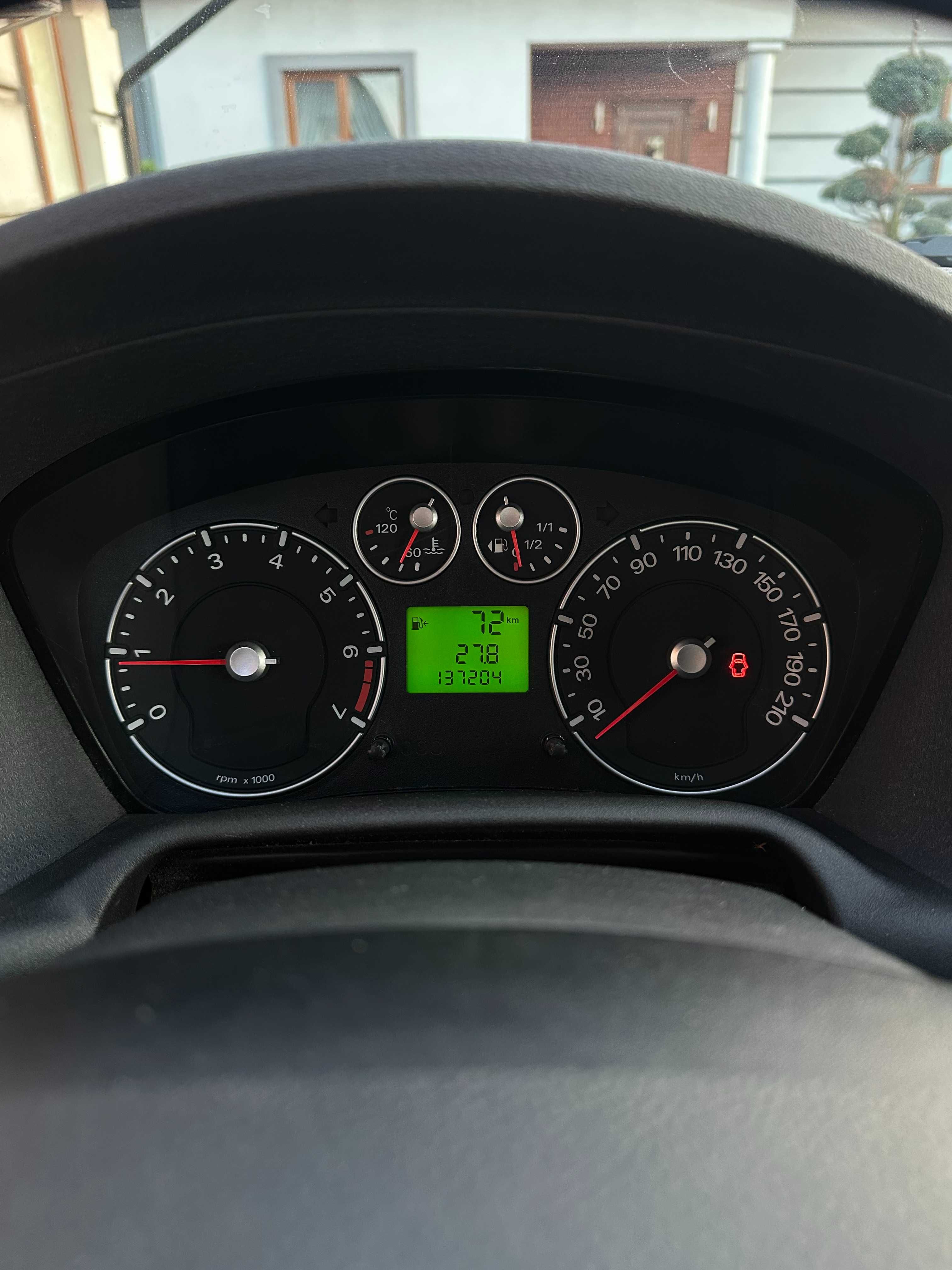 Ford Fusion 1.4 бензин 2011