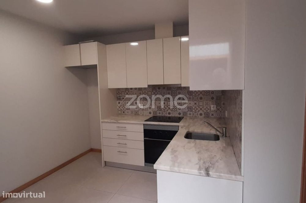 “Moradia T2 térrea renovada em Ílhavo, com jardim .