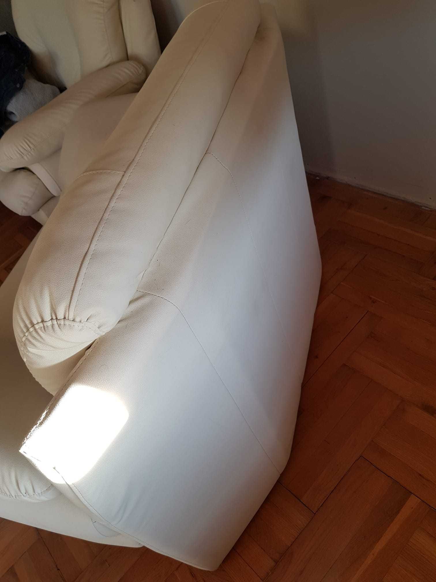 sprzedam komplet wypoczynkowy sofa i dwa fotele
