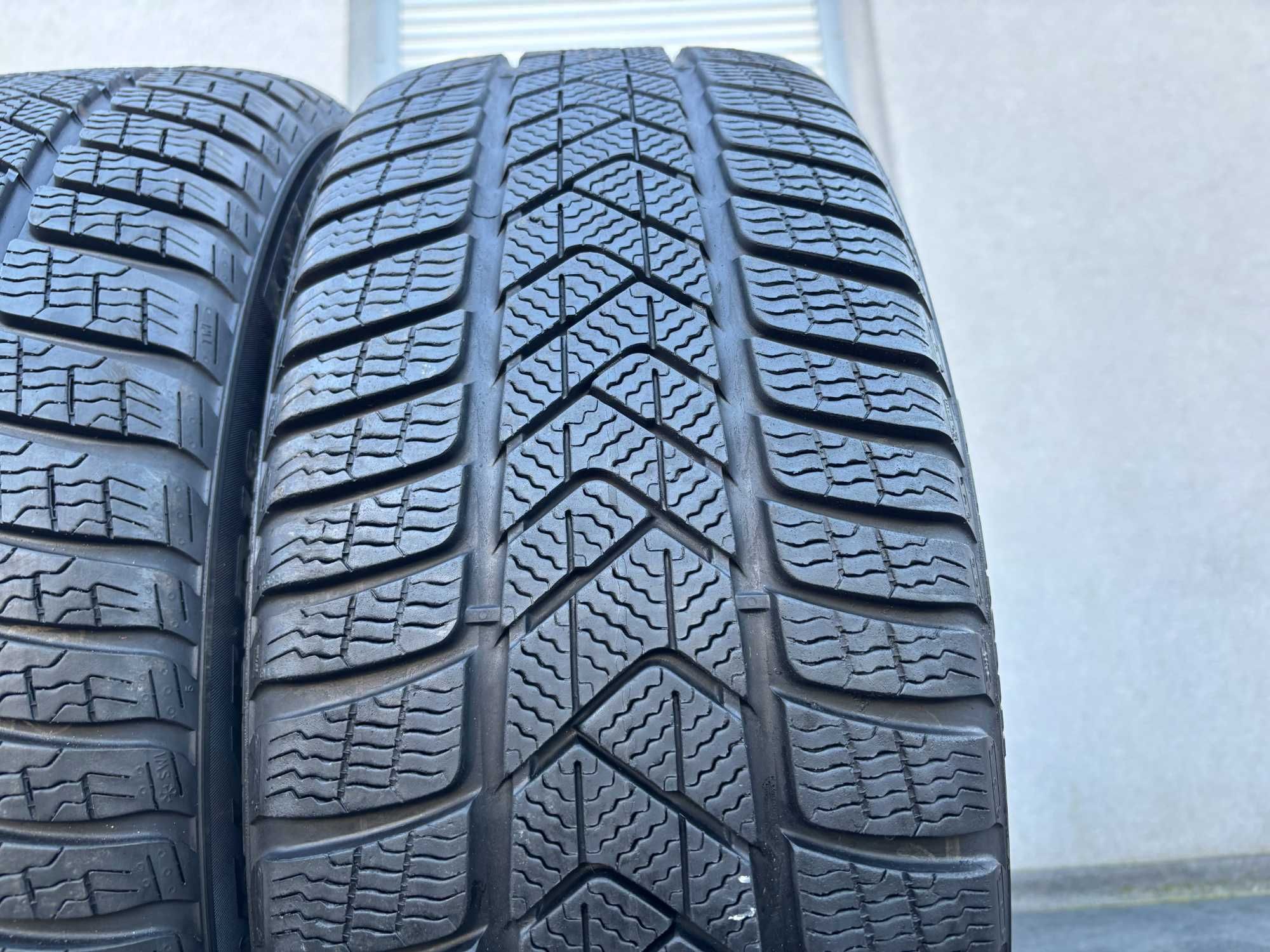 2szt zimowe 225/45R18 Pirelli RSC 7,2-6,8mm 2021/18r Z3336 gwarancja