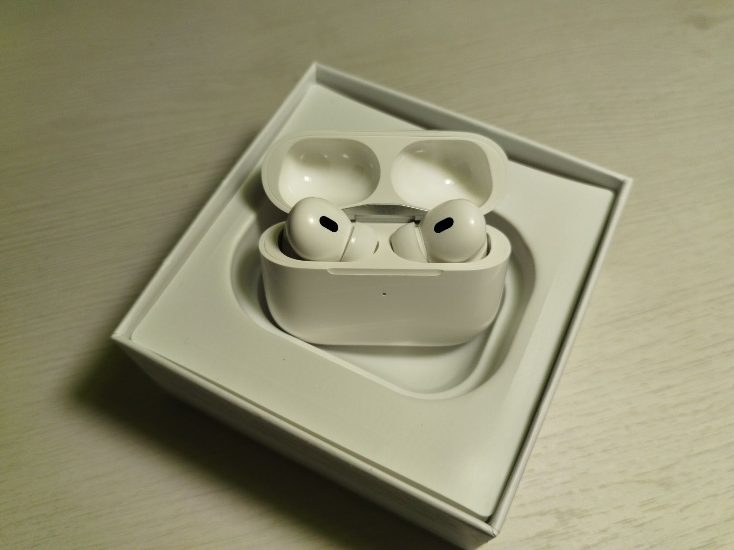 Airpods pro 2 з шумоподавленям