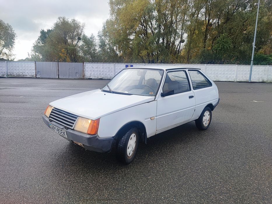 Продам Таврию Нова не крашенный