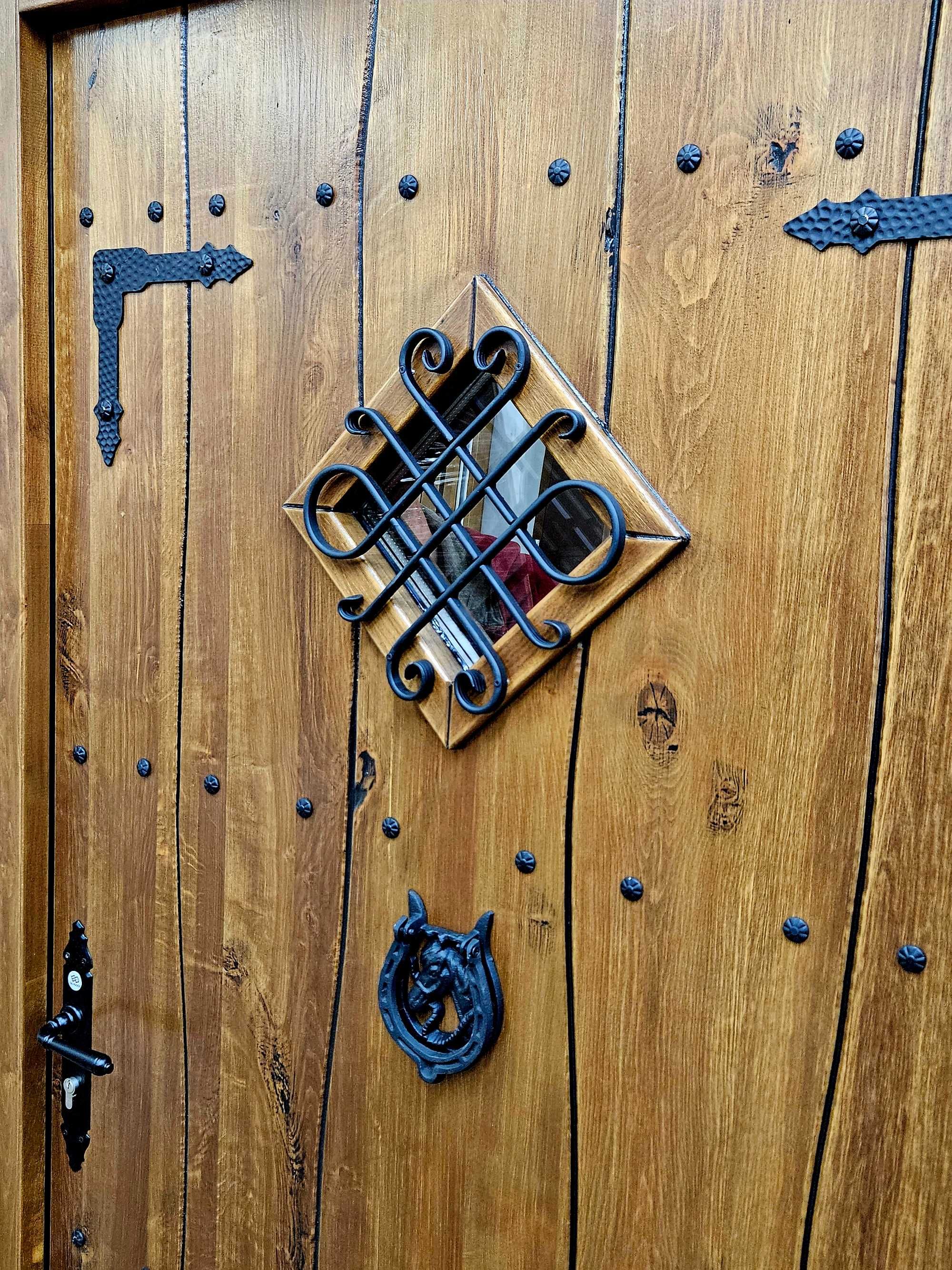 Drzwi drewniane zewnętrzne podkowa koń stajnia konie kołatka GOTOWE
