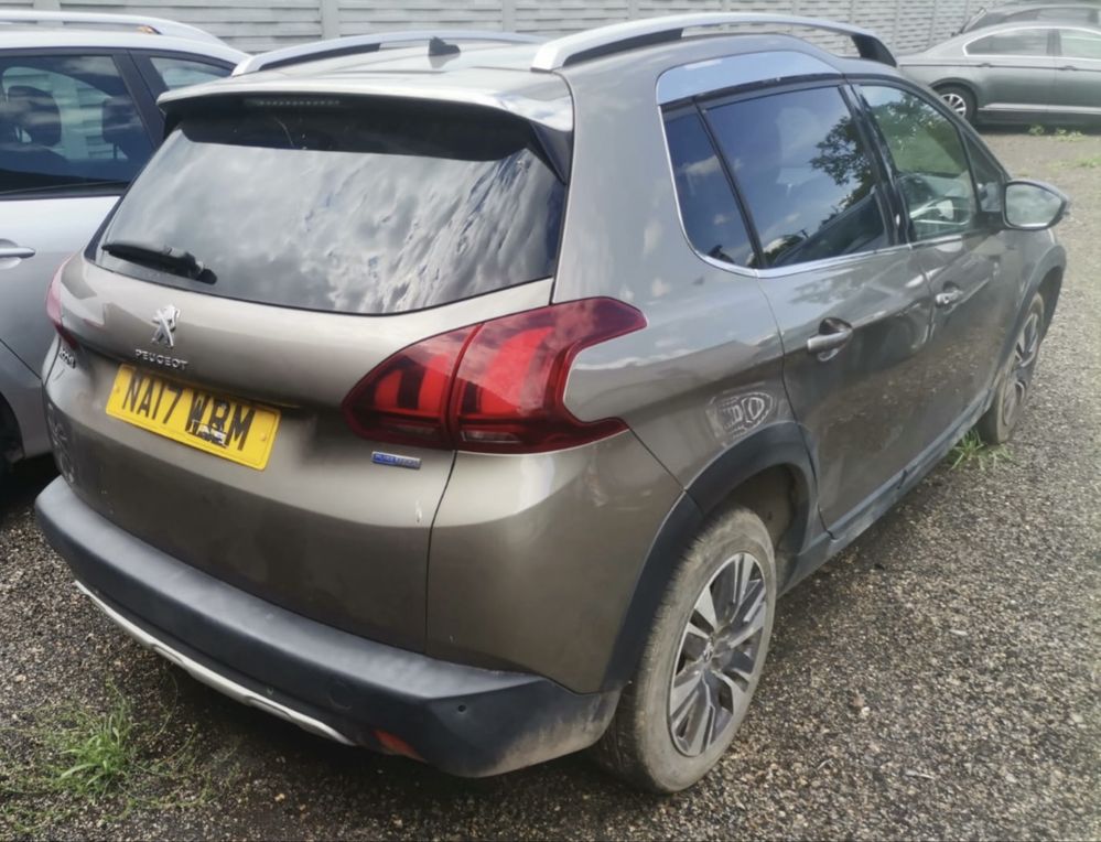 Peugeot 2008 Active Anglik!