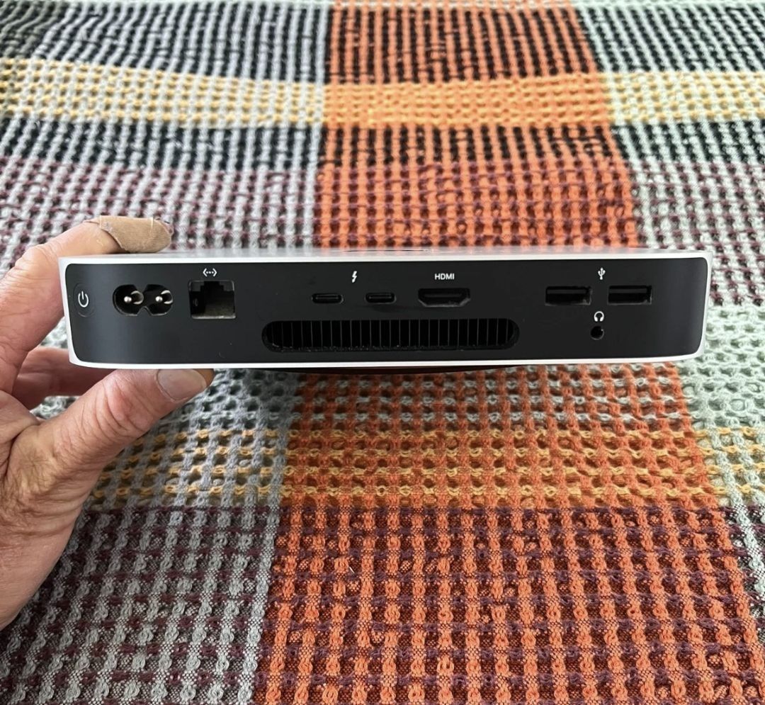 Mac Mini M2 16/512 core 8, 10, 16 2023