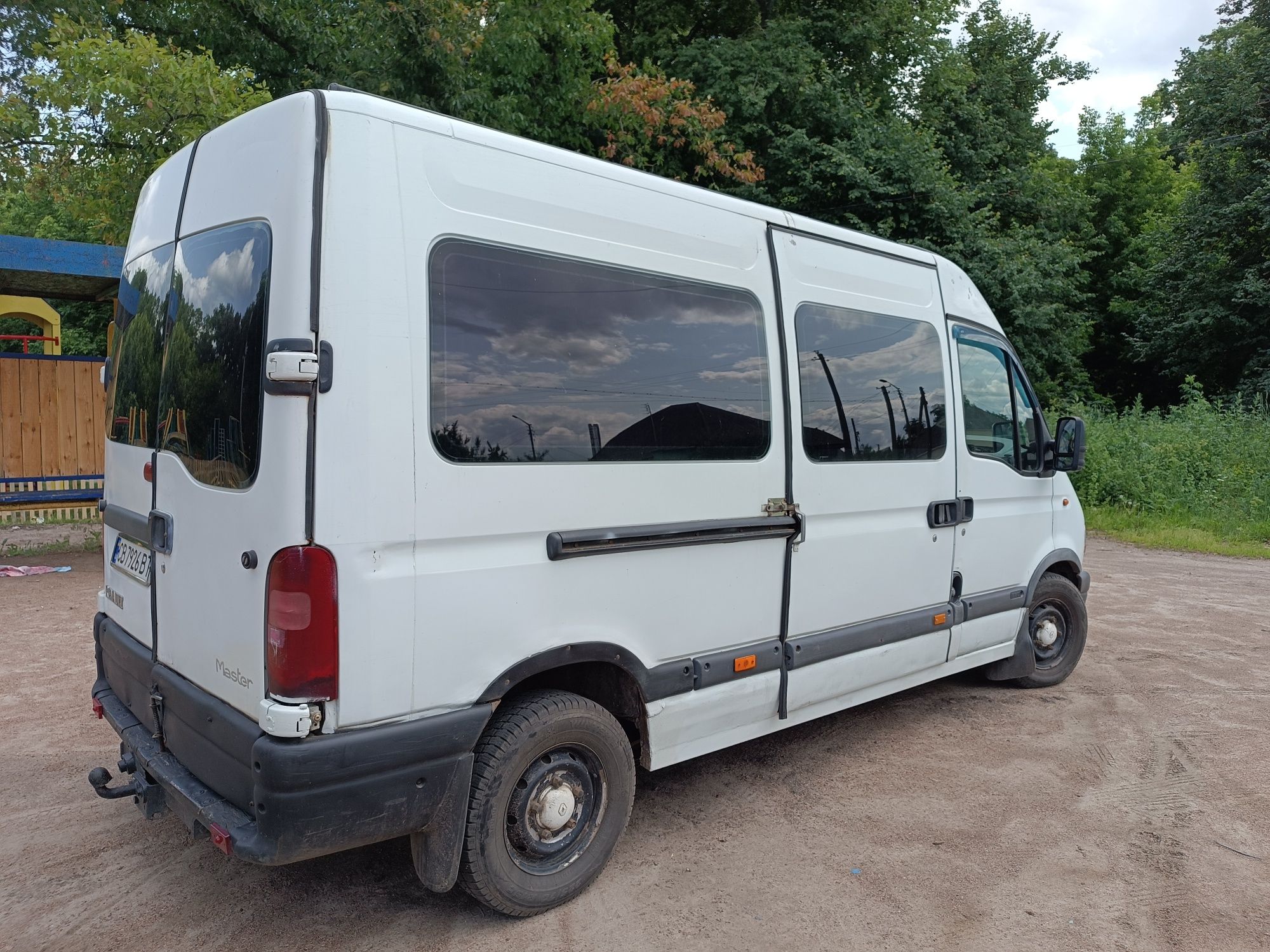 Renault master вантажопасажир