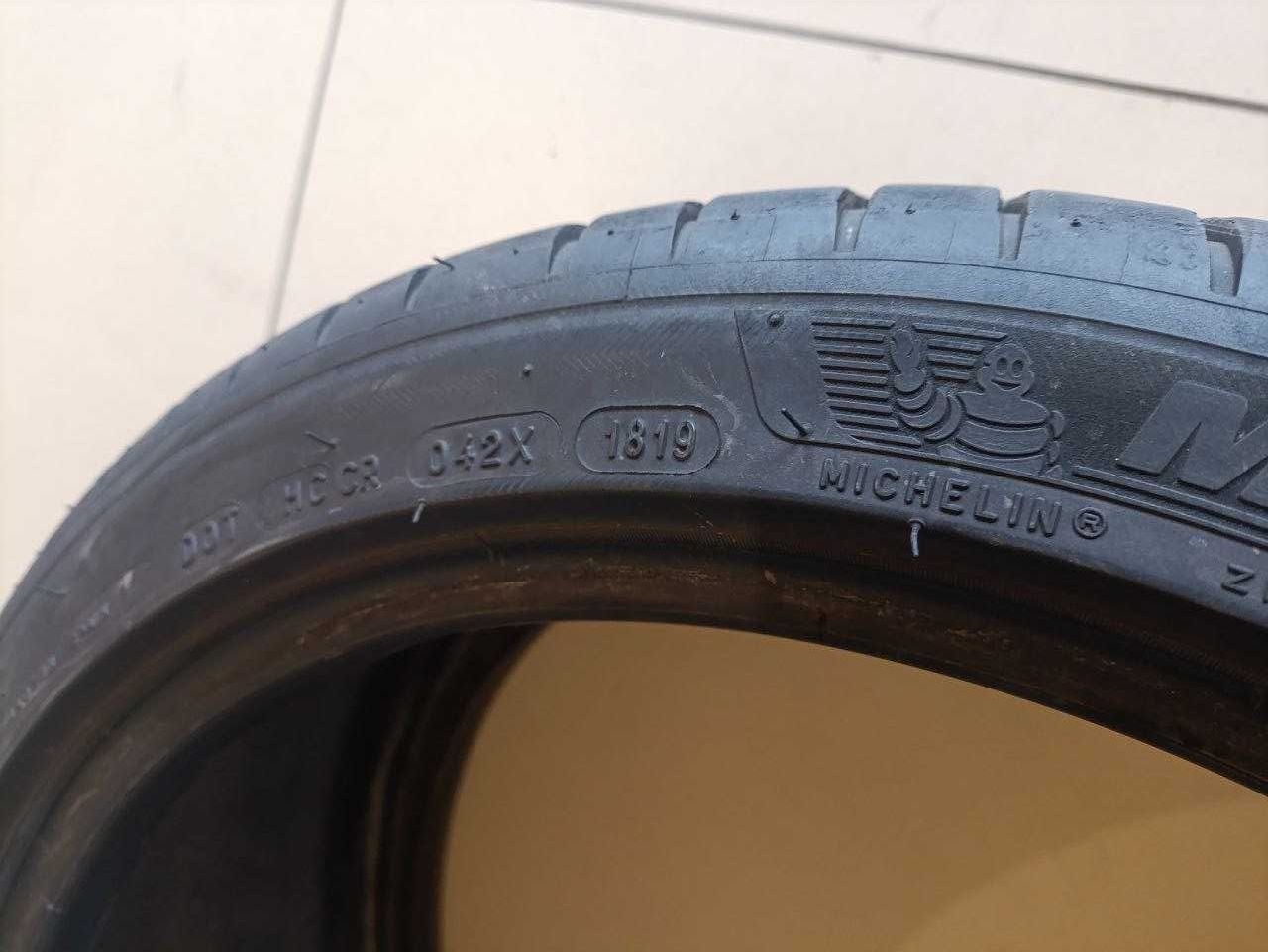 Пара шин б/у 225/40R18 92Y (ZR) Michelin Pilot Sport 4