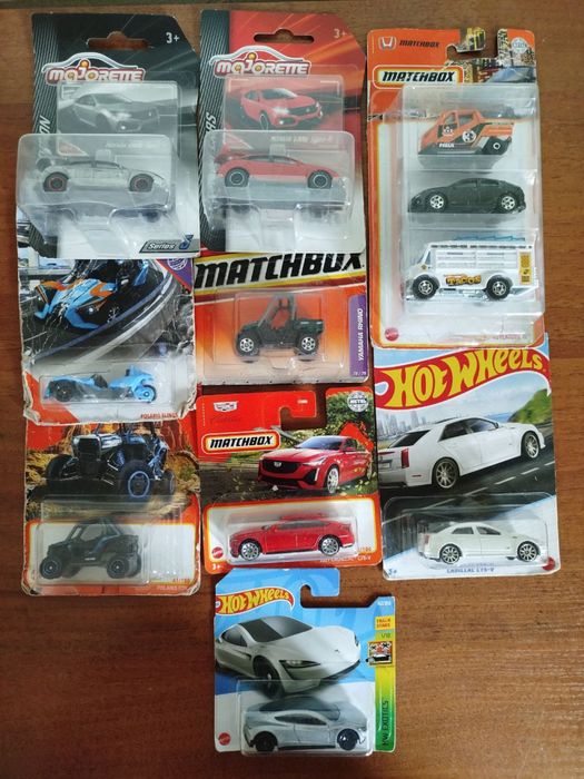 Машинки моделі Hot Wheels - Matchbox - Majorette