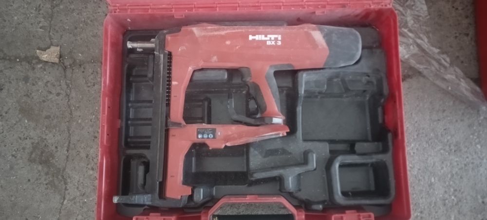 Osadzak - Gwoździarka Hilti BX3