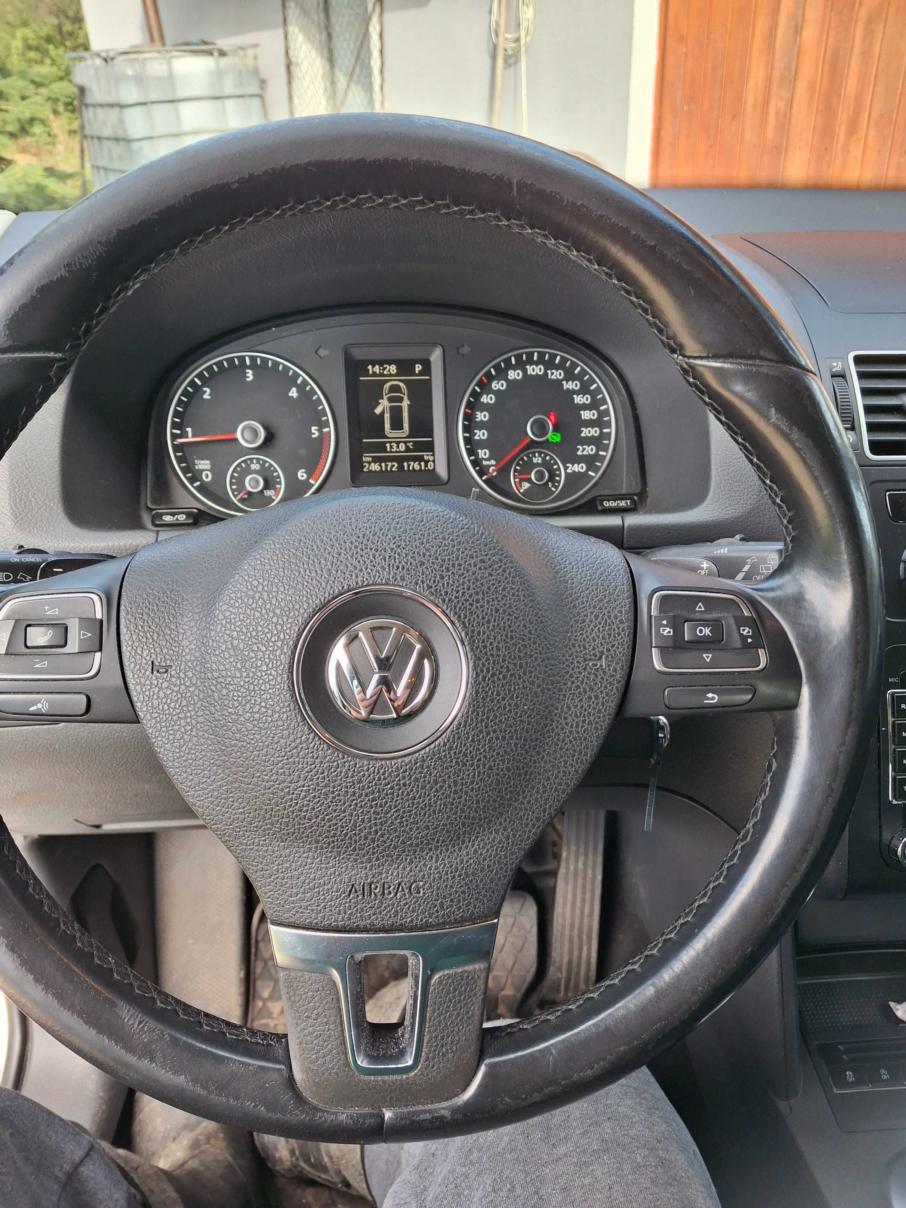 Volkswagen  touran