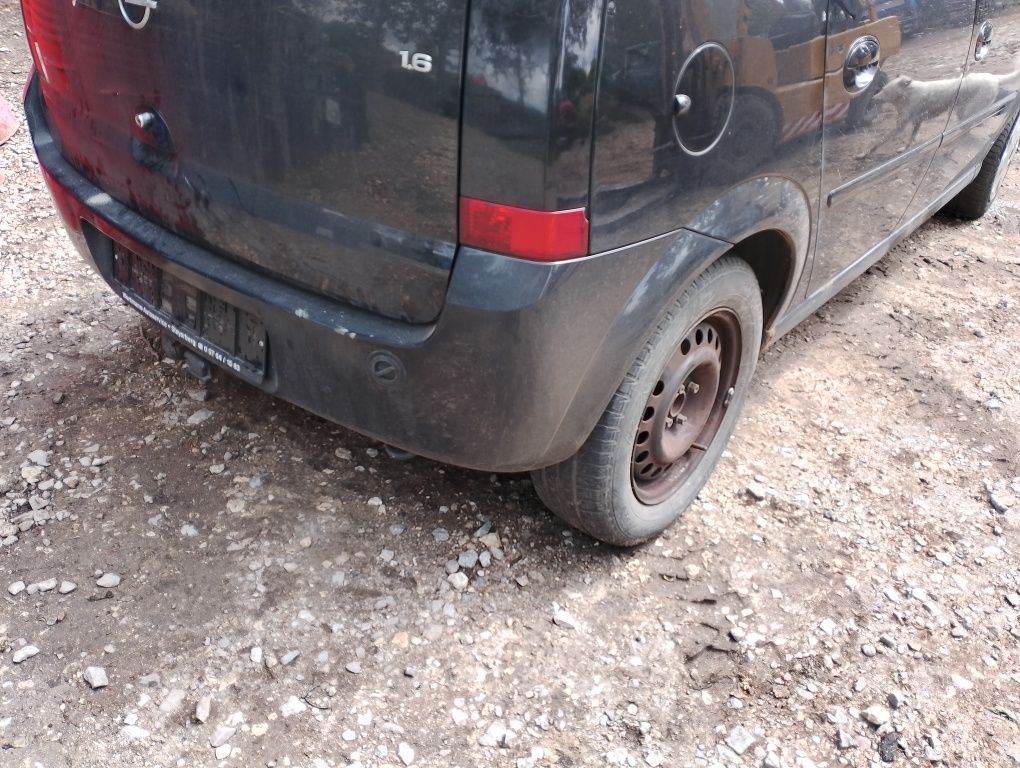 Zderzak tył opel Meriva a z20r