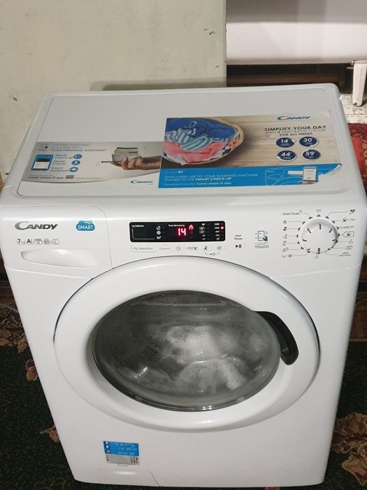 Стиральная машинка Канди на 7 кг.Загрузки.