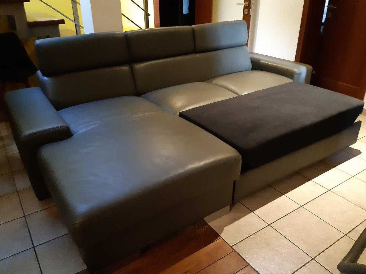 sofa skórzana rozkładana grafitowa z funkcją spania