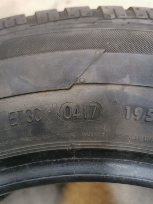Para opon 195/70R14C Barum Vanis