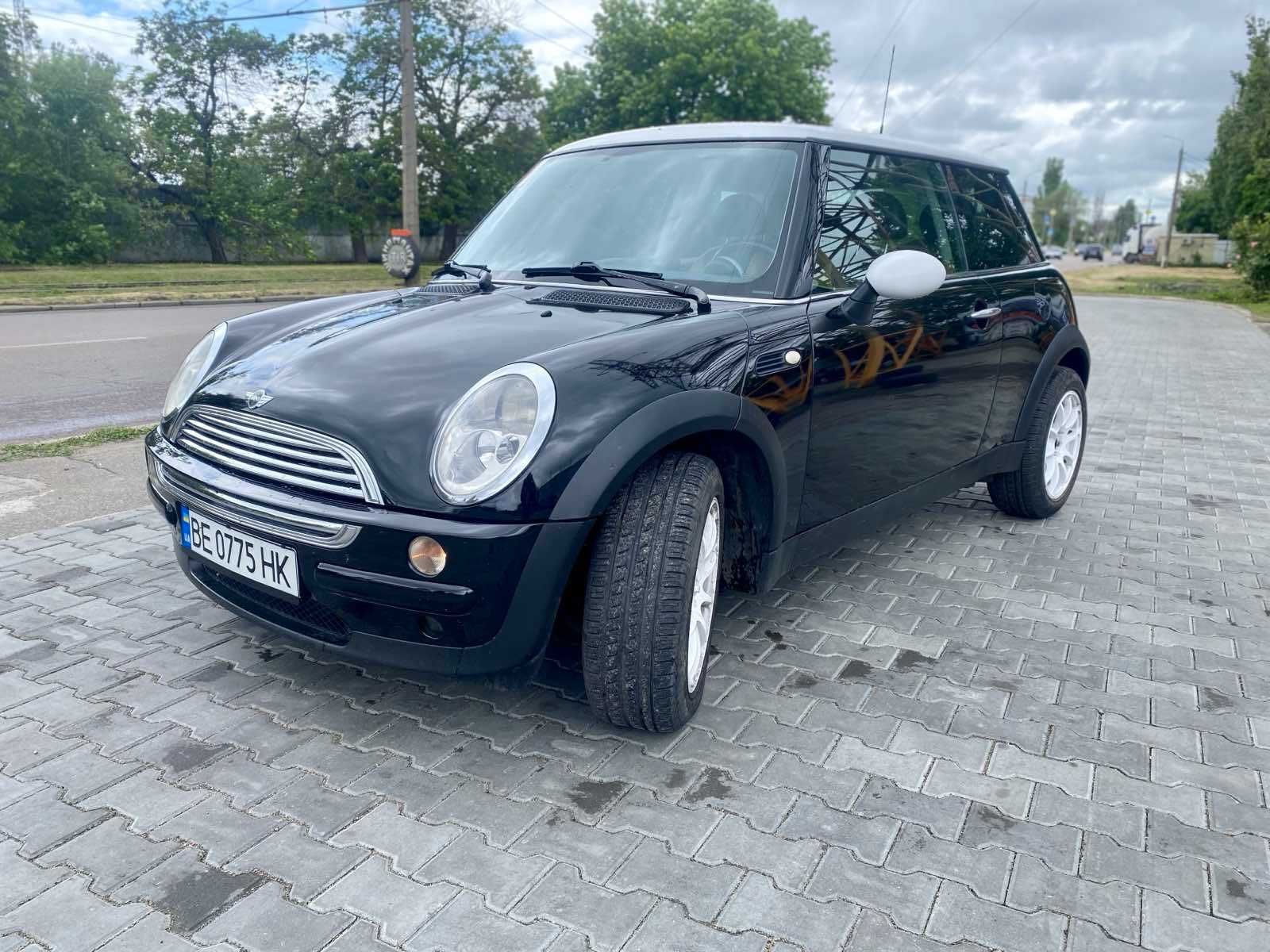 MINI Hatch 2004 року 1,6 л. газ/бензин