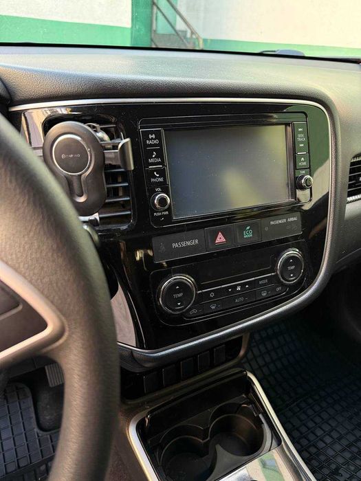 Mitsubishi Outlander 2018