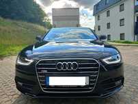 Audi A4 2.0 diese 150km s line kamera czujniki rolety sprowadzony z Niemiec