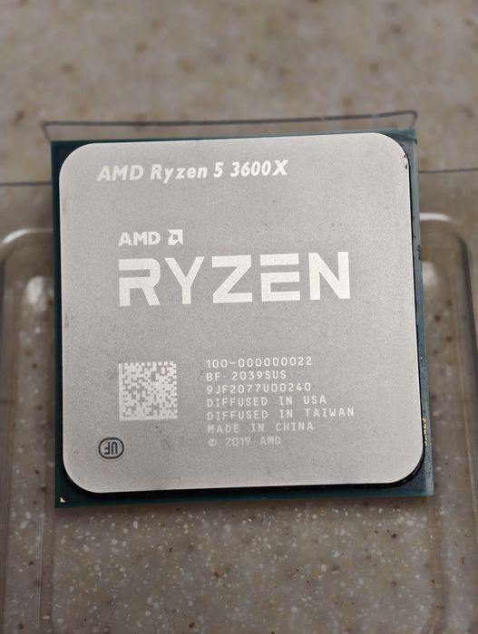 процесор Ryzen 5 3600X