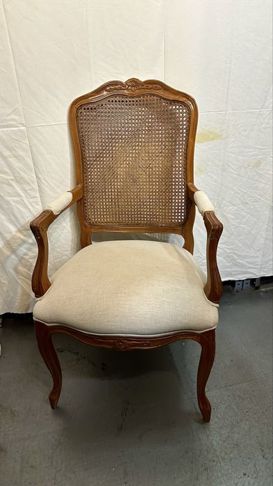 Cadeirão   estilo Luis XV