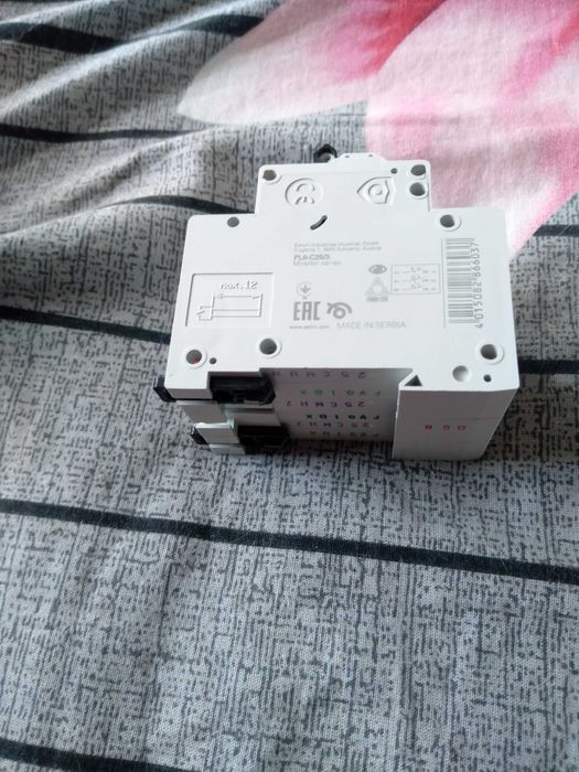 Автоматичний Вимикач