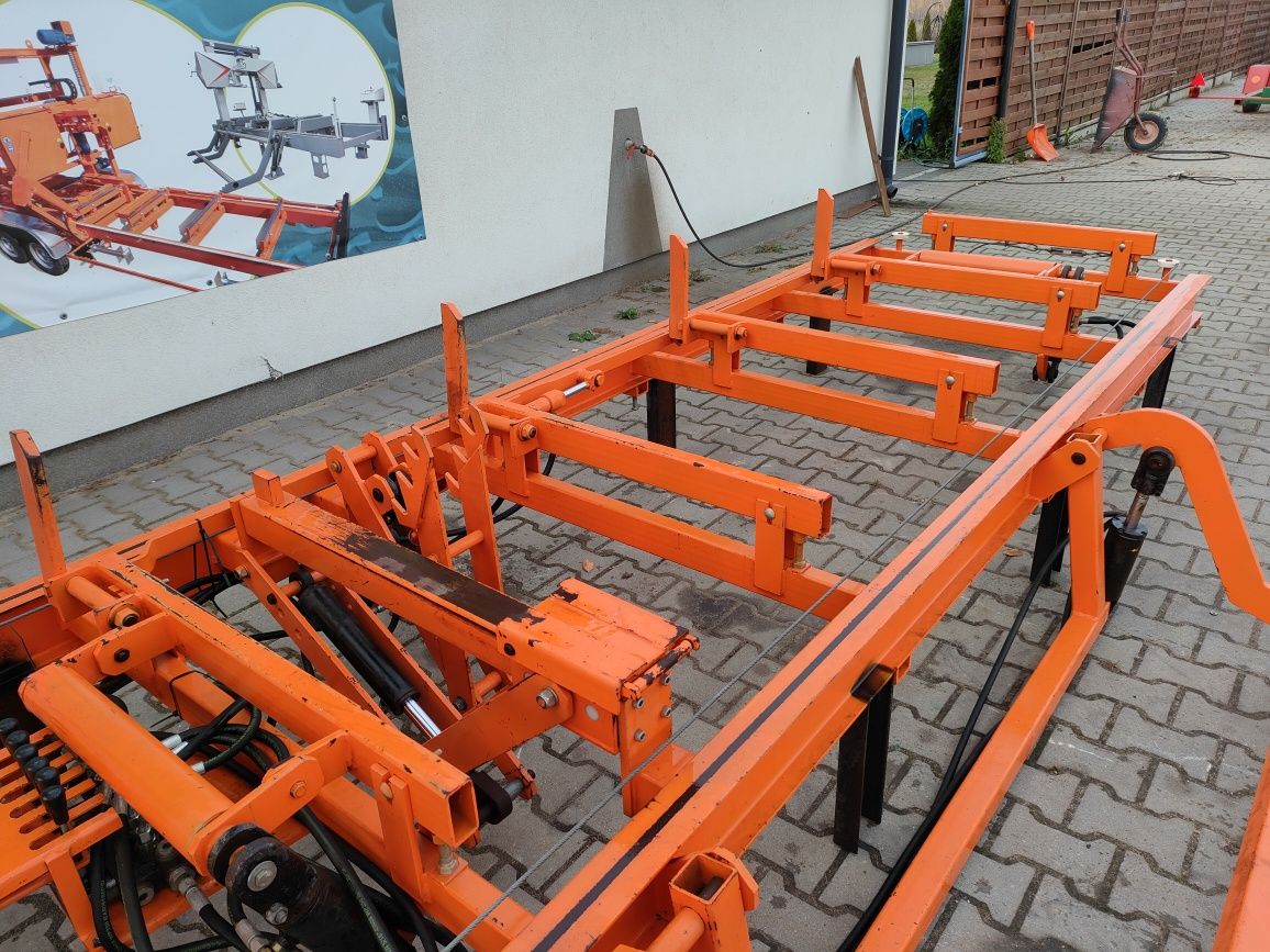 Trak taśmowy z hydrauliką