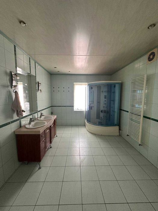 Продається 1/4 частина будинку, 266 м², біля Озерянки