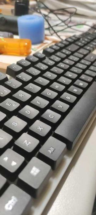 Teclado KM6 Continente