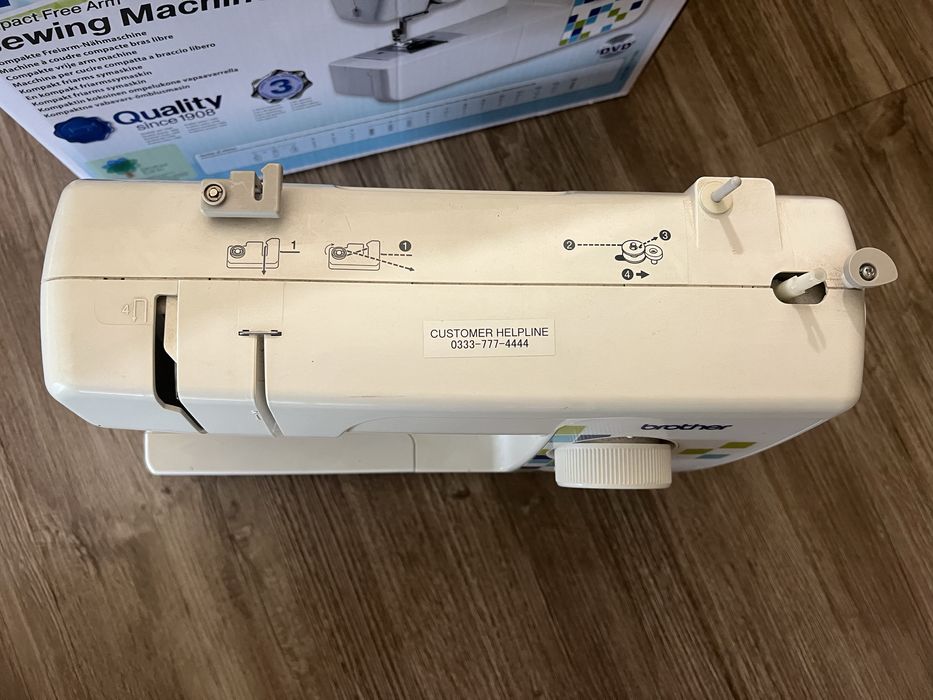 Продам швейну машину BROTHER LS14