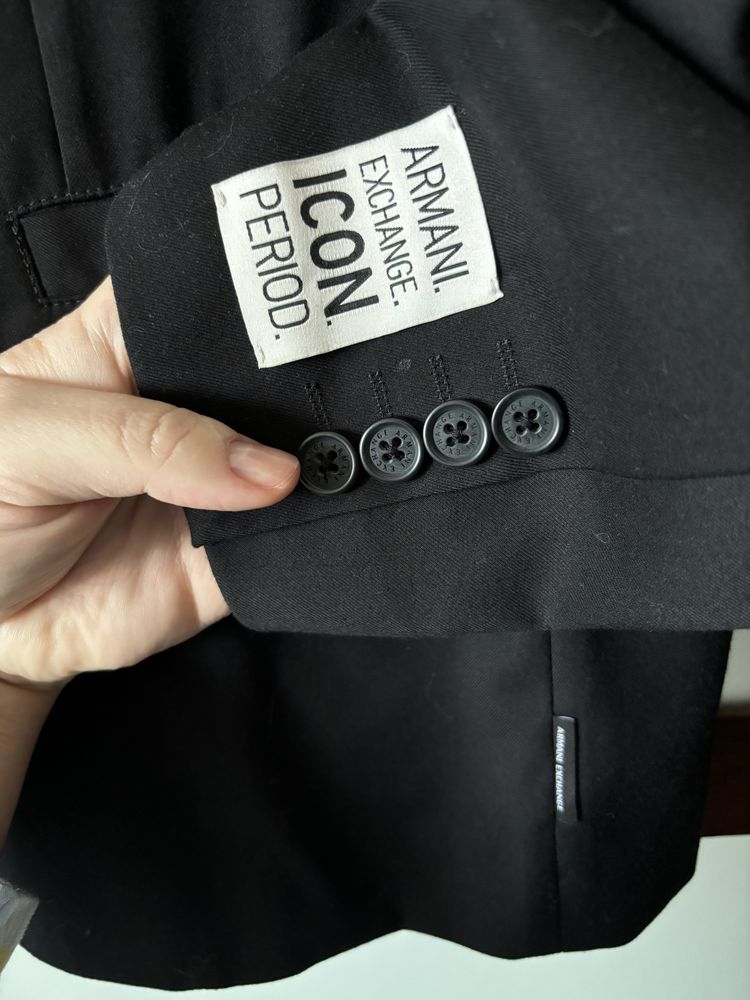 Піджак ARMANI EXCHANGE розмір 40