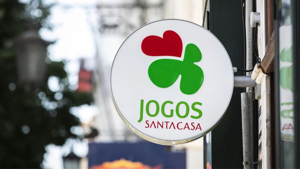 Trespasse de Café com Jogos da Santa Casa - Localização Privilegiada