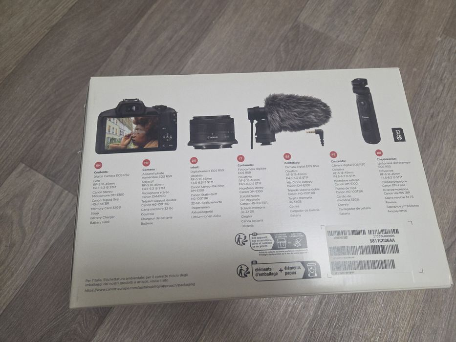 Фотоапарат CANON EOS R50 + RF-S 18-45 IS STM Black Creator Kit