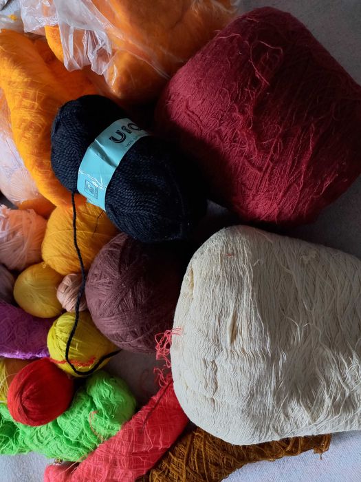 Нити ( пряжа для вязания