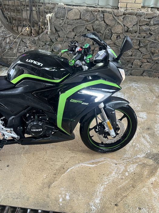Мотоцикл Loncin LX250GS-2 GP250